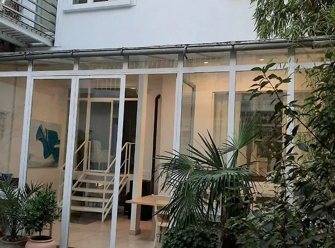 Villa Des Iris Parijs